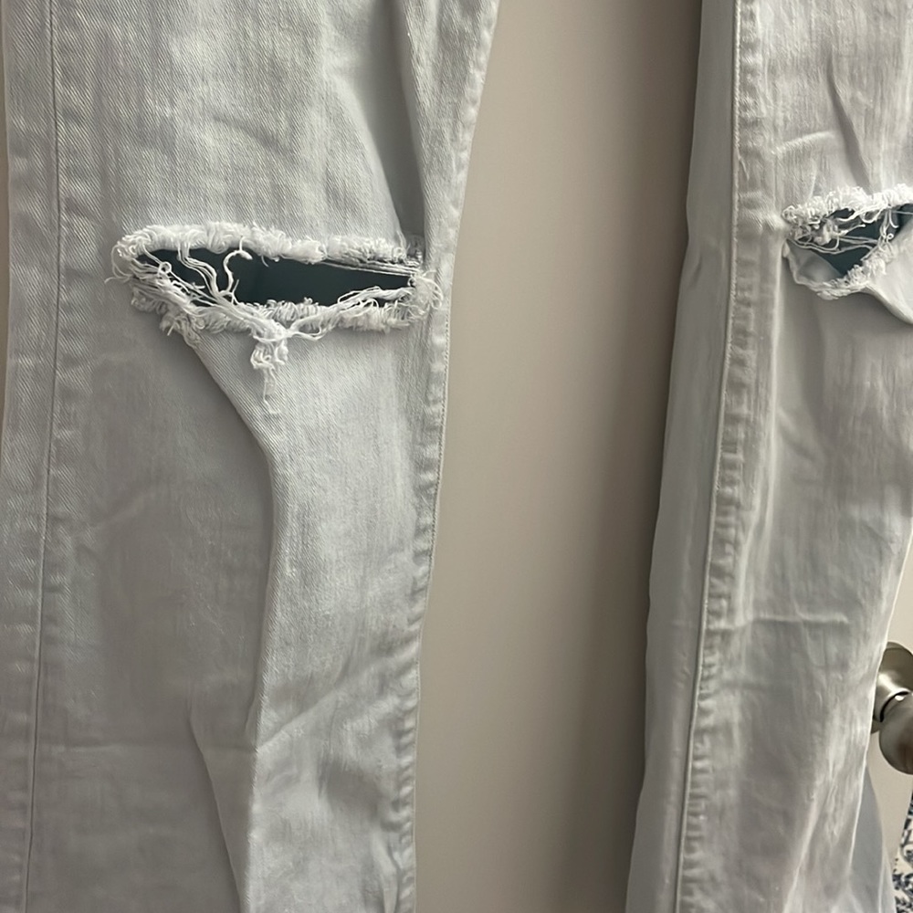 Rebecca Minkoff sunset flare midrise Jean in baby blue with distressed knee - Picture 7 of 11